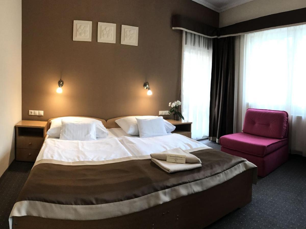 Alfa Hotel & Wellness Miskolctapolca Bagian luar foto